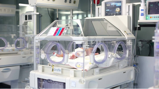 新生儿监护室
