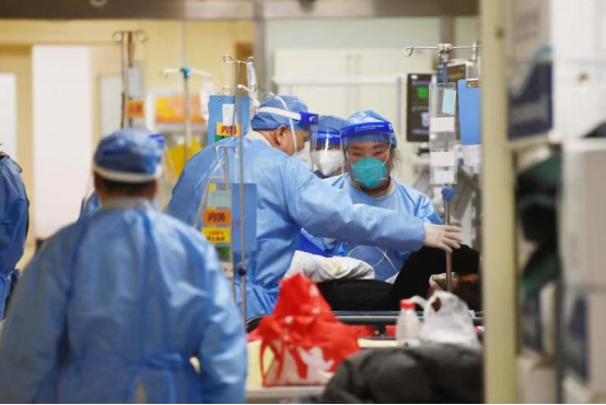 急诊抢救现场图