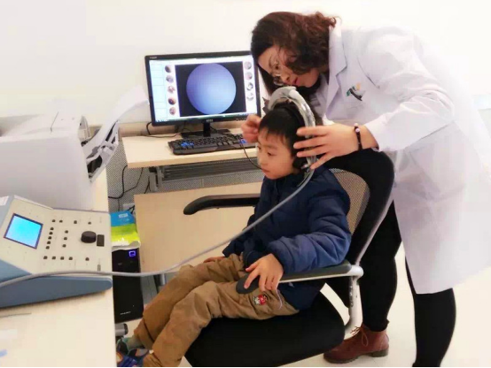 患者筛选流程图,含听力测试、影像评估等环节 患者筛选流程图,含听力测试、影像评估等环节