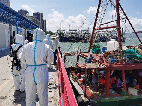 渔民接受检测场景