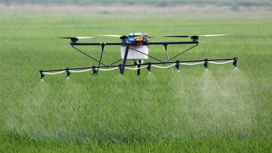 无人机撒药场景