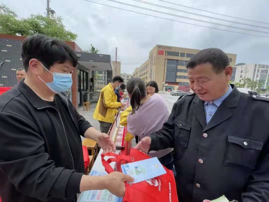 破解"疫苗犹豫"的协同治理 破解"疫苗犹豫"的协同治理