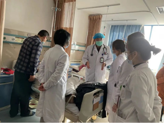 基层医疗的“连锁反应”:县域医院的能级跃迁 基层医疗的“连锁反应”:县域医院的能级跃迁