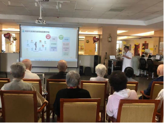 老年群体防控策略:从“被动应对”到“主动健康” 老年群体防控策略:从“被动应对”到“主动健康”