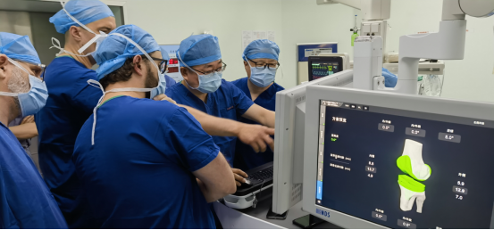 从辅助治疗到主流方案的跃迁 从辅助治疗到主流方案的跃迁