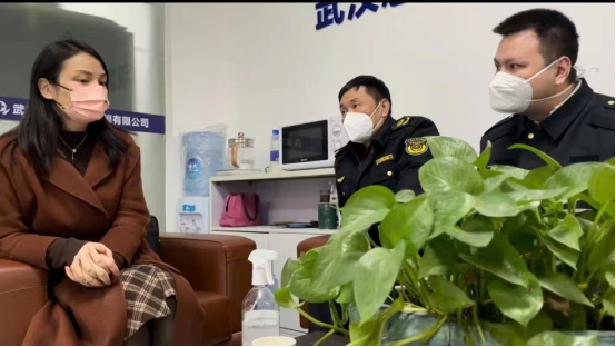 严格筛选,确保质量与价格并重 严格筛选,确保质量与价格并重