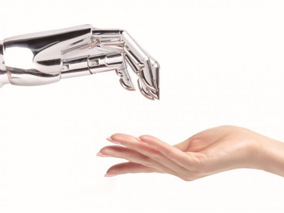 伦理漩涡:技术狂飙与人性底线的碰撞 伦理漩涡:技术狂飙与人性底线的碰撞