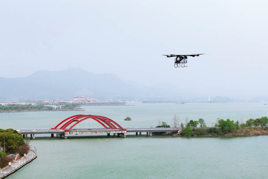 未来图景：人机共生的温度范式