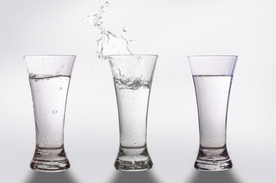 每天8杯水：被神化的“健康公式”