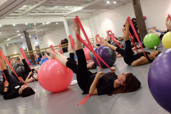 舞蹈科学的治疗密码：从肌肉到神经的重塑